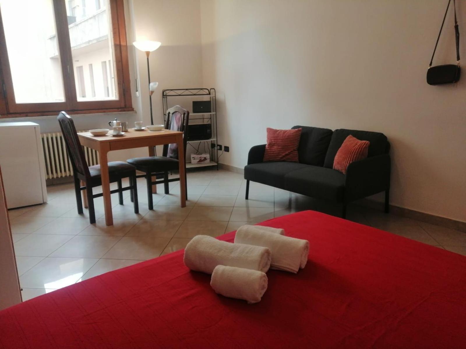 Apartment In Front Of The Train Station! Florence Ngoại thất bức ảnh